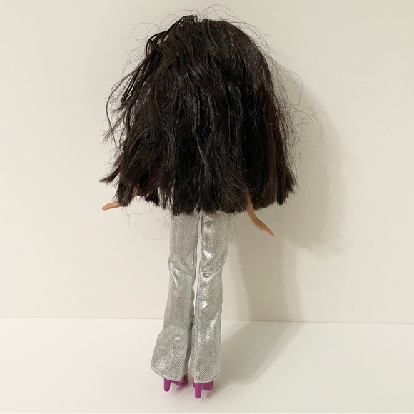 MGA Bratz Doll Yasmin - Picture 7 of 16